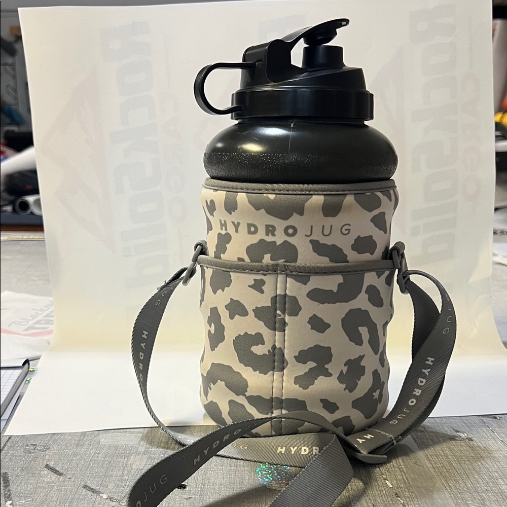 HydroJug Tan Camo Water Bottle Carrier